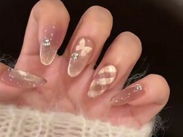 【チェックネイル】