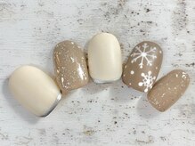 コーラルワン(CORAL ONE)/雪の結晶ネイル