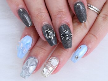 LUEL GROWの写真/【野江/関目】豊富なカラーやパーツでトレンド感のあるネイルを演出★自分だけの可愛いが見つかる♪