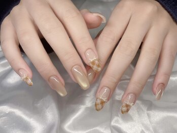 Liora川越店nail&eye【フラットラッシュ/まつげパーマ/眉毛/ネイル/耳ツボ】の写真/検定1級持ちネイリスト在籍◎スカルプorチップからお選びいただけます♪長さ出しで指先がより綺麗に☆