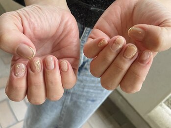 プレイフル(playful)/ニュアンス/ゴールド/福岡/天神