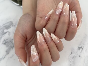 ネイルサロン ウノ 湘南平塚(UNO)/上品リボン・パール/手書き