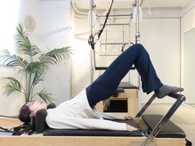 ティースリーピラティス 自由が丘店(T-THREE PILATES)の雰囲気（広々とした空間◎{自由が丘/ピラティス/マシンピラティス}）