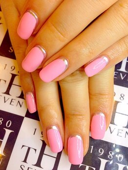 ネイルサロン ティーエイチセブン(Nail Salon TH SEVEN)/ミラーネイル×ワンカラー