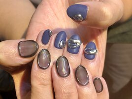８月　ニュアンスネイル