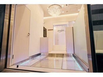 ミージュ(miju.)の写真/《23時まで営業!》都会の喧騒からかけ離れた隠れ家サロン【miju.】あなただけの極上のマッサージをご提供☆