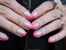 グレースネイルファクトリー(grace'nail factory)/ネオンピンクグラデーション