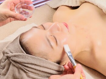 サラ ベル(SARAH BELLE)の写真/【お肌のお悩みはプロにお任せ★】速攻性抜群の毛穴レスな艶肌美肌へ◎肌本来の美しさを引き出します♪