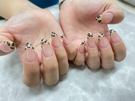 レオパード×フレンチネイル