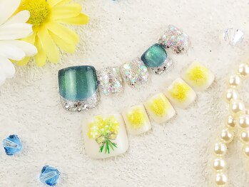 ピッピ 白金台店(peep PEEP)の写真/【フットジェル¥9340】チラッと覗く足先で女子力UP♪ワンランク上の接客と技術が自慢★ハンドと同時もOK！