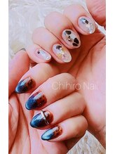 チヒロネイル/あべこべ　左右非対称ネイル
