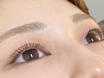 ブリッランテ(Brillante)の写真/【まつげ×ケア】キューティクル補修トリートメント付まつげパーマでハリのある毛先まで潤ったまつ毛へ♪