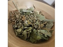 サロン アヌエヌエ アンド ポノ サロン(SalonAnuenue&pono_salon)の雰囲気（KAMZA蒸し(微生物を使ったよもぎ蒸し)）