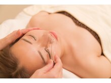 ポーラ ザ ビューティ 摂津南千里丘店(POLA THE BEAUTY)/小鼻の汚れを吸い取る