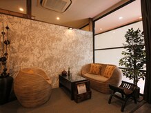 カームス リラクシングジャーニー(C:alms relaxingJourney)の雰囲気（待合室でごゆっくりおくつろぎ頂けます）