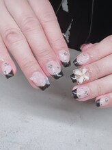 ティディーネスト(Tidynest)/フレンチネイル