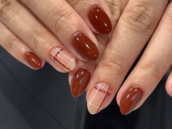 ボルドーチェックネイル