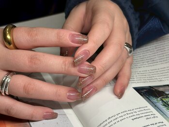 アース ネイルアンドアイラッシュ 甲府昭和店(HAIR & MAKE EARTH Nail&Eyelash)/ラメグラデーション　￥6500