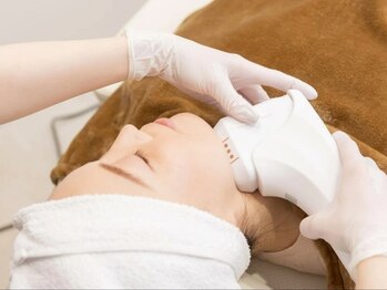 スキンラボ 新宿(@SkinLabo)の写真/徹底小顔セット【33%OFF】脂肪分解【レモンボトル】＆筋膜からのリフトUP【水光リフト】Wシェイプで￥14300