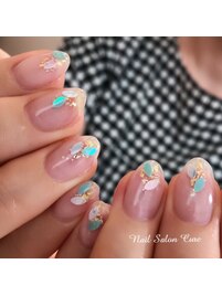 先端リーフホロネイル