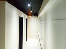 ヘッドミント 池袋店の雰囲気（店内は清潔感のある落ち着いた雰囲気[ヘッドスパマッサージ]）