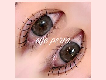 シーンスタジオ 天神大名店(SSIN STUDIO)/天神/まつげパーマ/眉毛ワックス