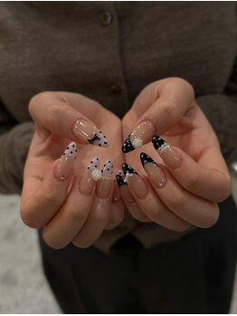 ロミー(Rommy)/ガーリーフレンチネイル