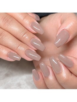 Nail salon Mirandaの写真/派手なデザインができない方でも楽しめる、大人上品なネイル。