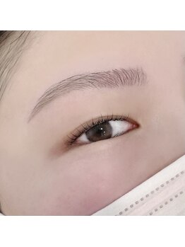 アテ(ate.)/眉スタイリング+まつげパーマ