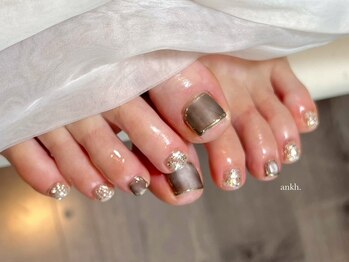 アンク(ankh.)の写真/足元を出す夏はフットネイルで華やかさをプラス＊トレンドネイルで足元からオシャレに♪