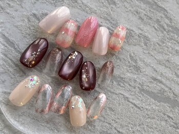 スリー(THREE)の写真/パラジェル使用★サンプル豊富!!毎月変わる【ニュアンス定額デザイン60種】スタッフ別デザインコースも◎