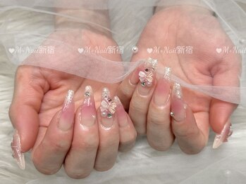 エムプラスネイル 新宿(M+Nail)/長さ出し★持ちこみ