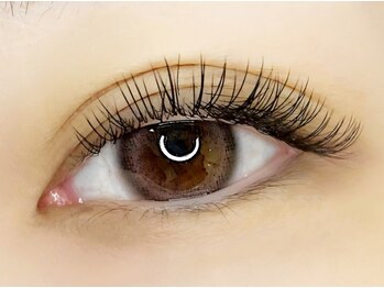 フェアリーアイ(fairy eye)の写真/マツエク☆国産商材フラットラッシュ使用!安心のカウンセリング＆高技術で理想の仕上がりに♪マツパも人気!