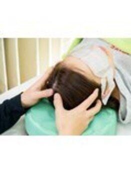 亀有ゆうろーど鍼灸整骨院の写真/【鍼ヘッドスパで疲れ解消】頭痛や眼精疲労の改善！首肩の辛さも解消◎ドライヘッドスパもご用意してます♪