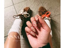 エスネイル 新宿西口店(es NAIL)