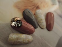 ネイルズ ビー 南昭和町本店(Nail's be)/ツイード