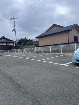 ミル(Mil)/駐車場のご案内