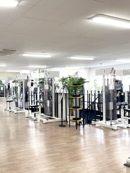 ワールドウイング 高知の写真/【無料体験会実施中！】ジム通いに挫折した方も、専門スタッフがしっかりサポートするので継続に繋がる♪