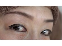 エクラ(ECLAT)/眉　　モニター様