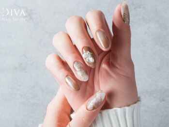 ディーバ 立川店(Diva)の写真/"爪を傷めない次世代ジェル使用◎保ちツヤうるうるNAILで一ヵ月続くツヤ"