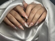 ルナール(Renard)/チークネイル