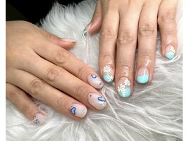 ライトブルー/手描きアート/夏