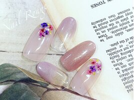 押し花ネイル　レースフラワー