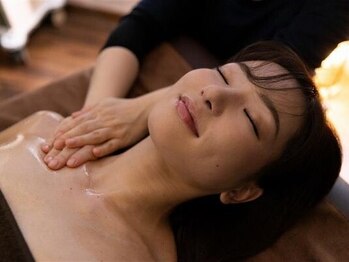 サハラ(SAHARA)の写真/オイルリンパマッサージ60分￥3980/全身もみほぐし60分￥3980/ヘッドスパ30分￥3980