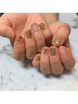 エイミー(eimy)/くすみニュアンスネイル