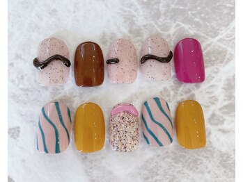 ネイルサロン ティフィン(tiffin)/~10月monthly design~