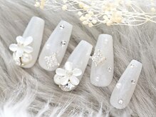 ネイルサロンラグジュアリー 梅田店(LUXURY)/