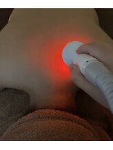 九月屋/肩甲骨へバキューム&ラジオ波