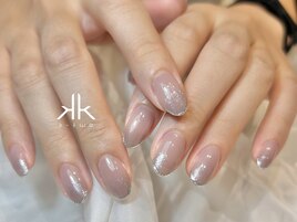 くすみグレー(あやか)