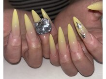 ホランイネイル(HORANGI NAIL)/グラデーション＋パーツ追加